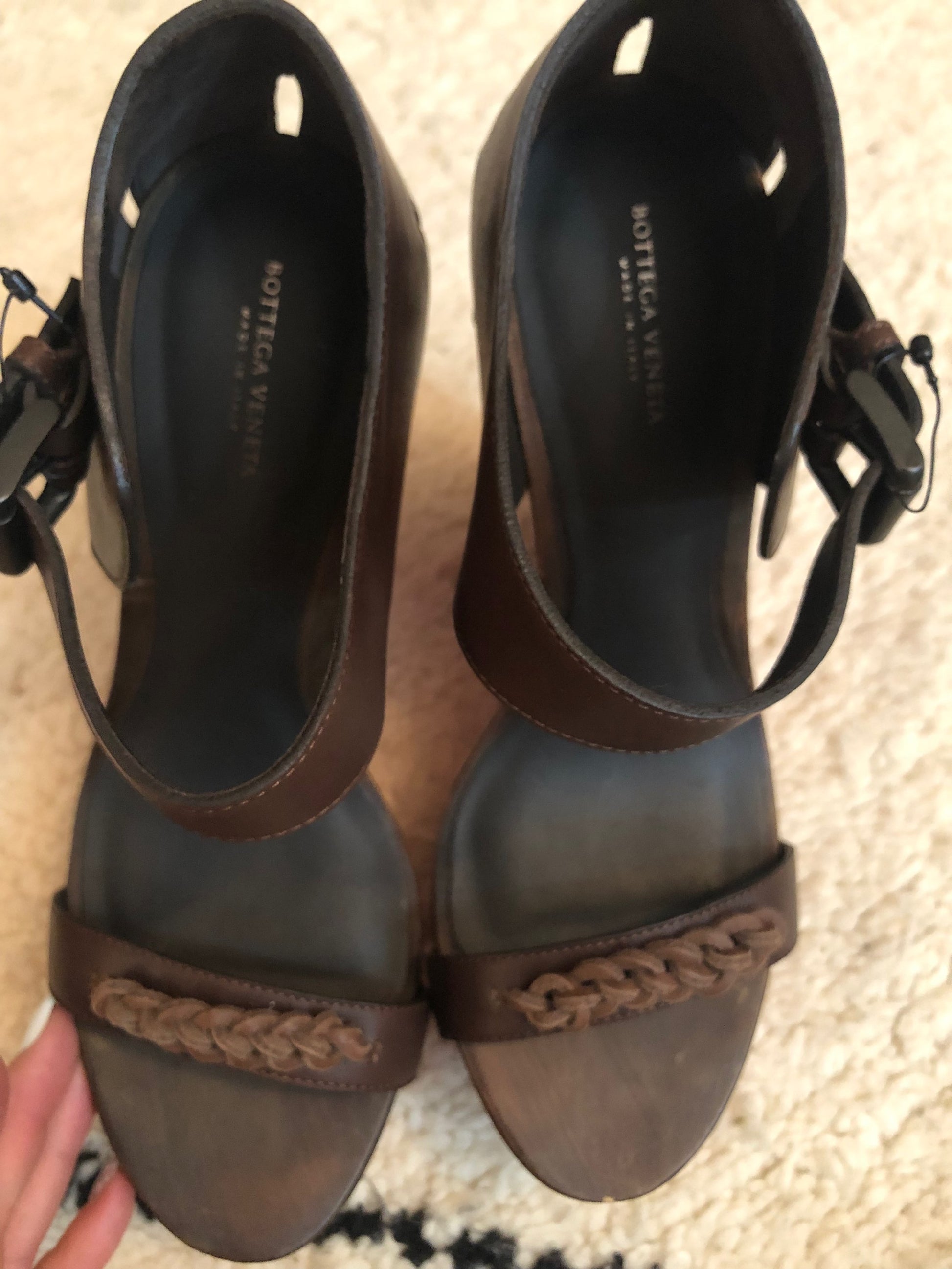 Bottega vaneta wooden sole heels like new  image 4