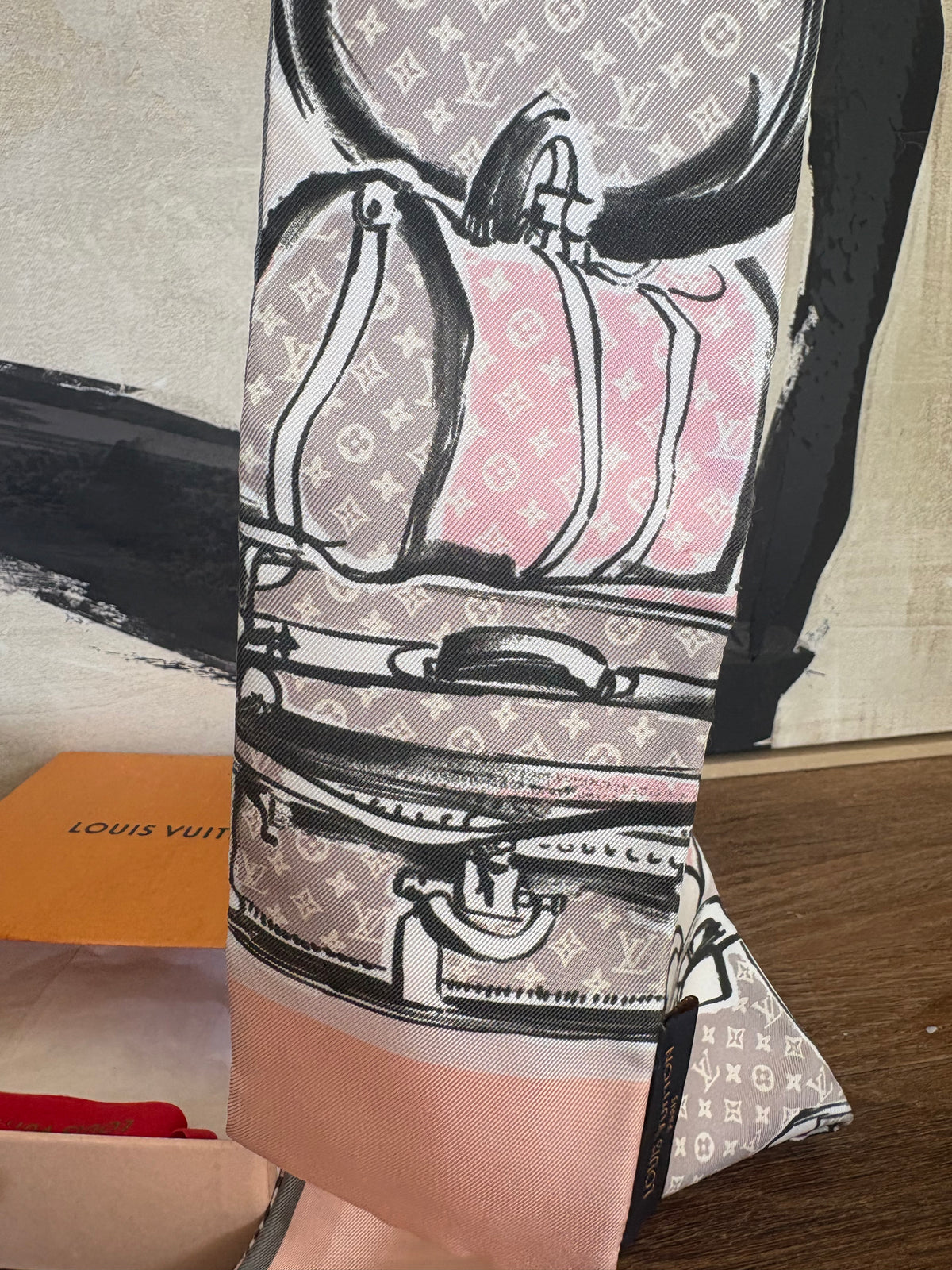 Louis Vuitton Illustrated Monogram Silk Bandeau – Pink/Grey
