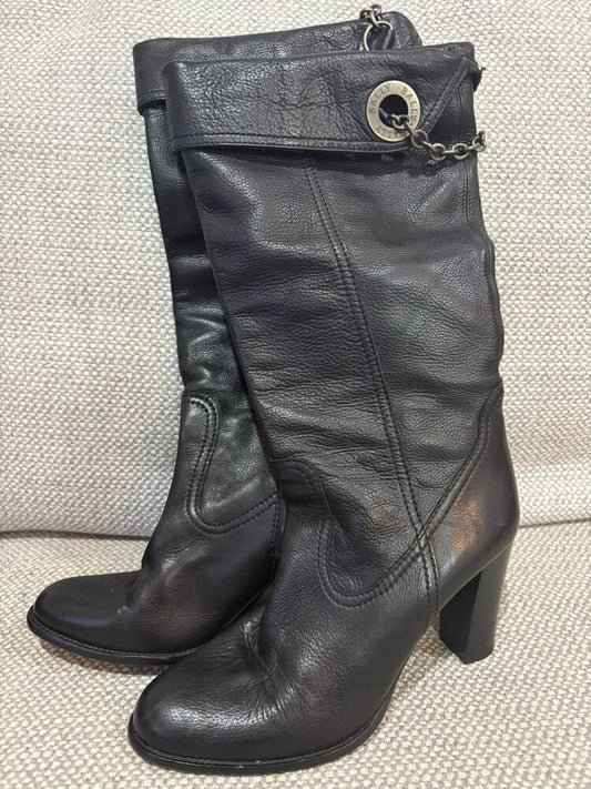 ?? Bally Italy Leather Chain Medallion Boots – Size 38 (NZ 7–7.5)