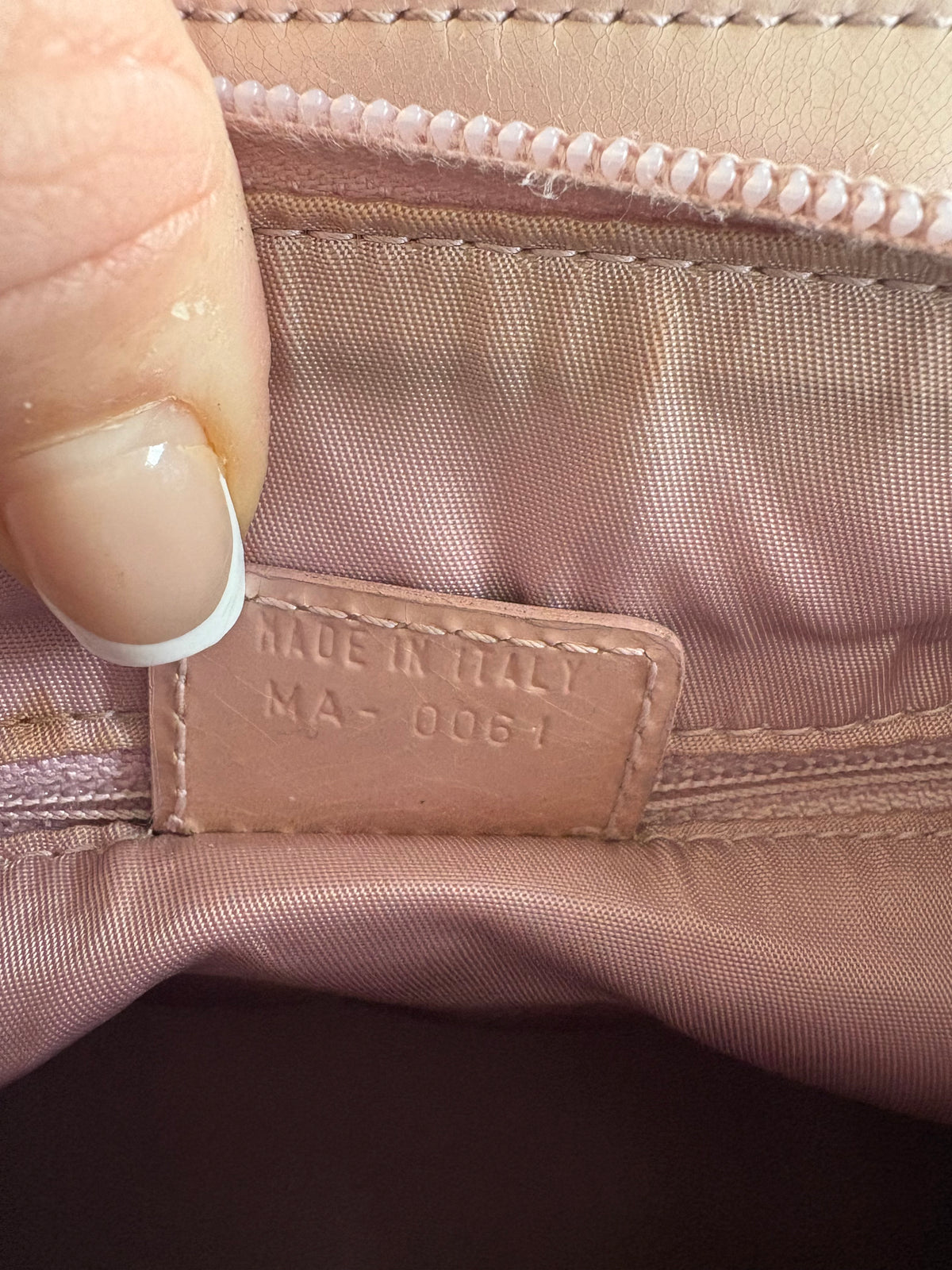 CHRISTIAN DIOR Limited Edition Dior Car Handbag – Pink & Silver