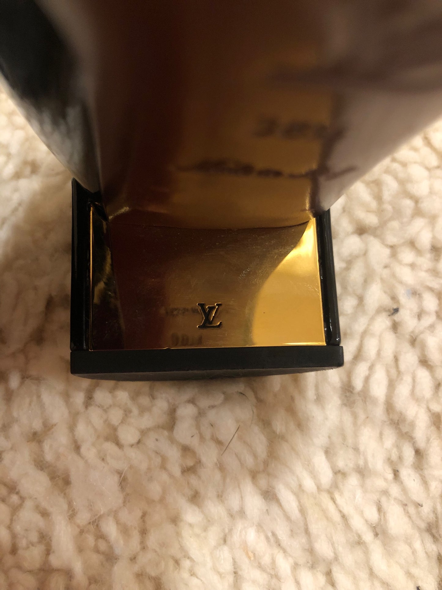 Louis Vuitton patent leather court shoe  image 3