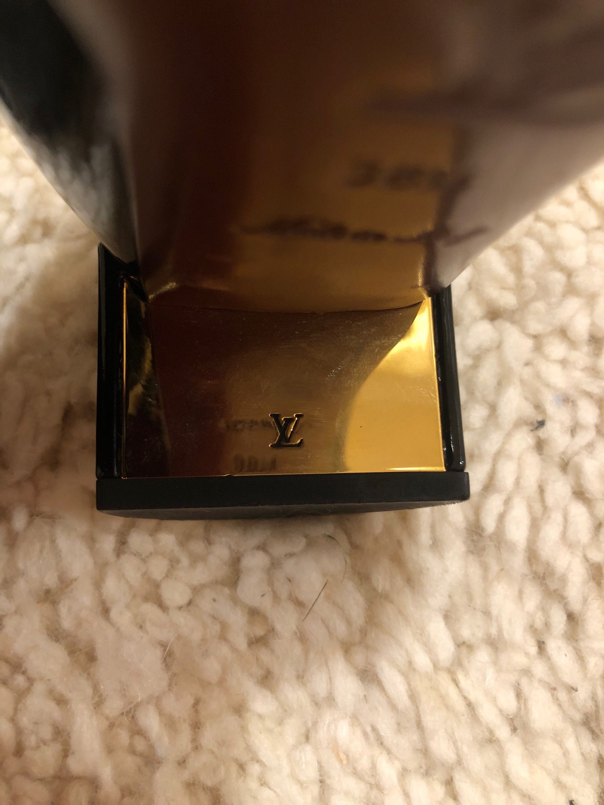 Louis Vuitton patent leather court shoe  image 3