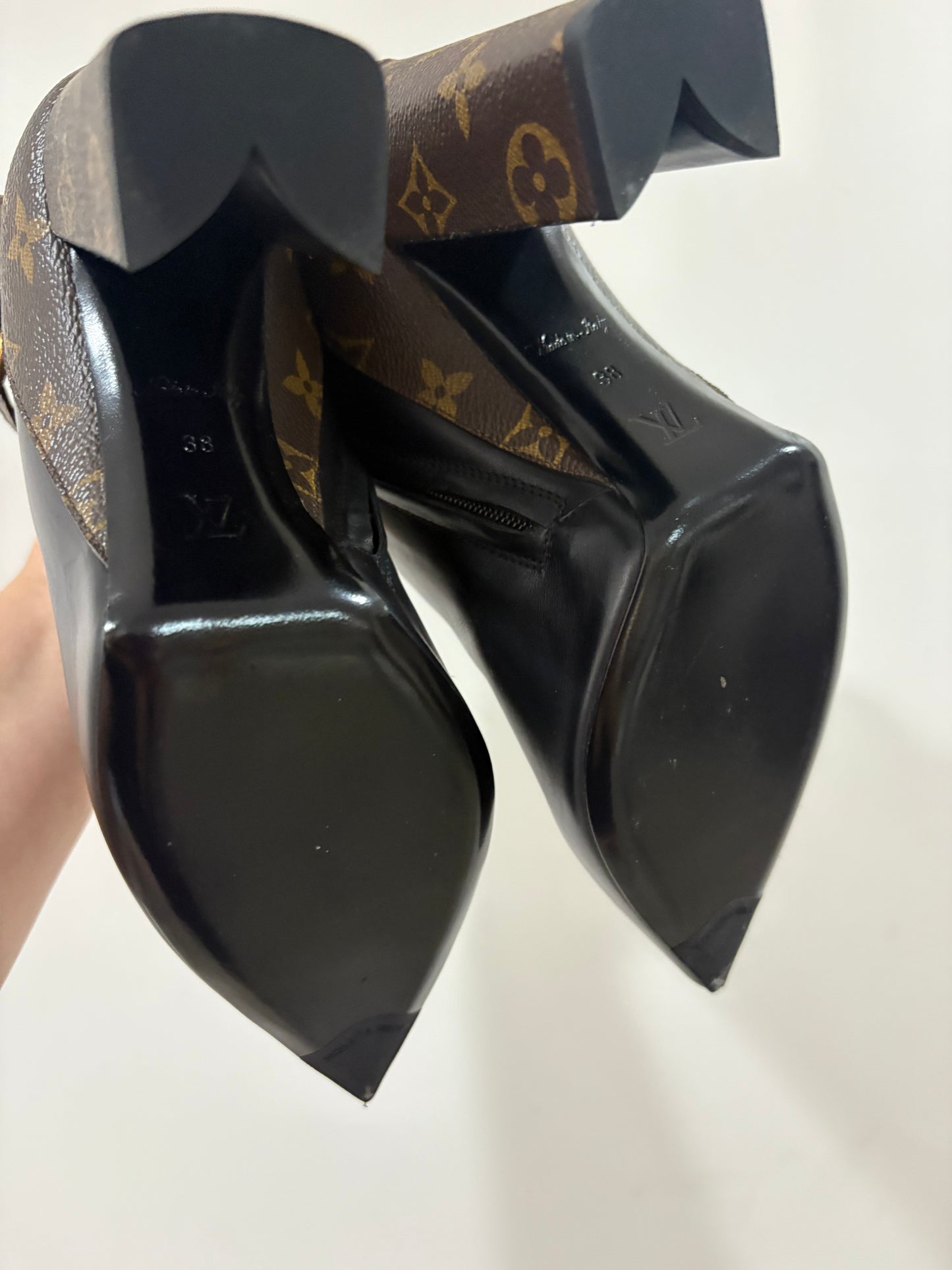 Louis Vuitton Star Trail Monogram Ankle Boots – Size 38