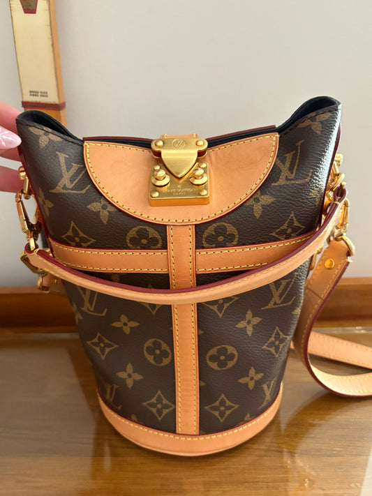 LOUIS VUITTON DUFFLE BUCKET – FULL SET