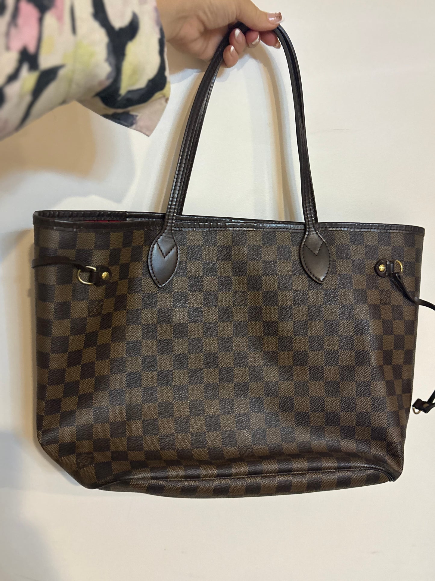 Louis Vuitton Neverfull MM – Damier Ebene (Red Interior)
