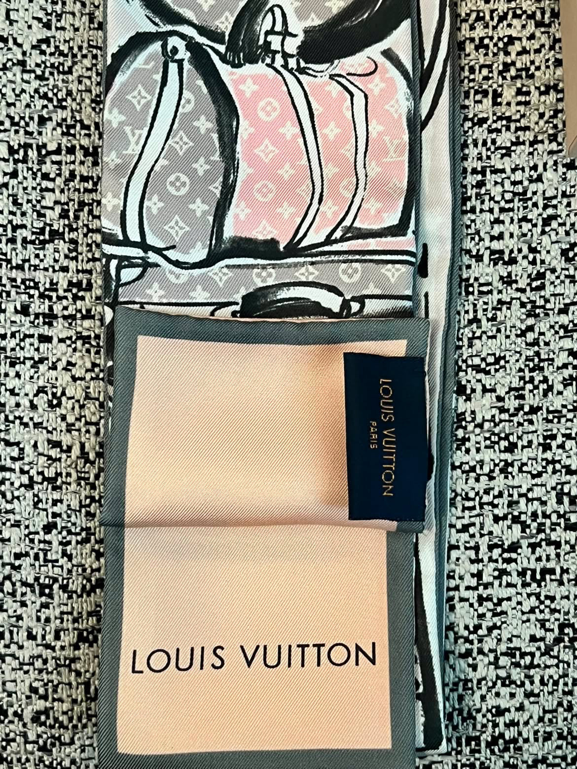 LOUIS VUITTON Monogram Trunks Bandeau – Pink