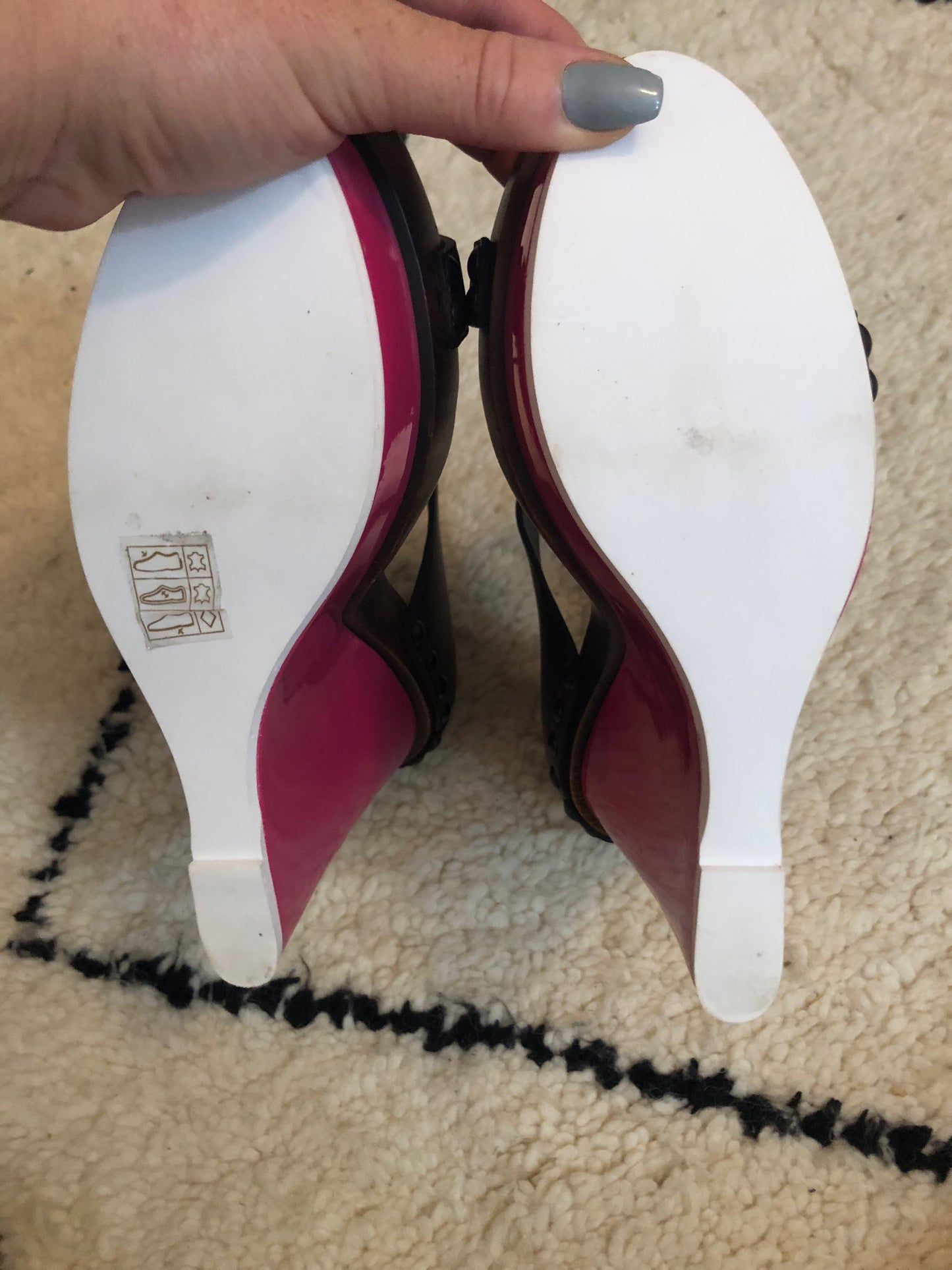 Bottega vaneta wooden sole heels like new  image 3