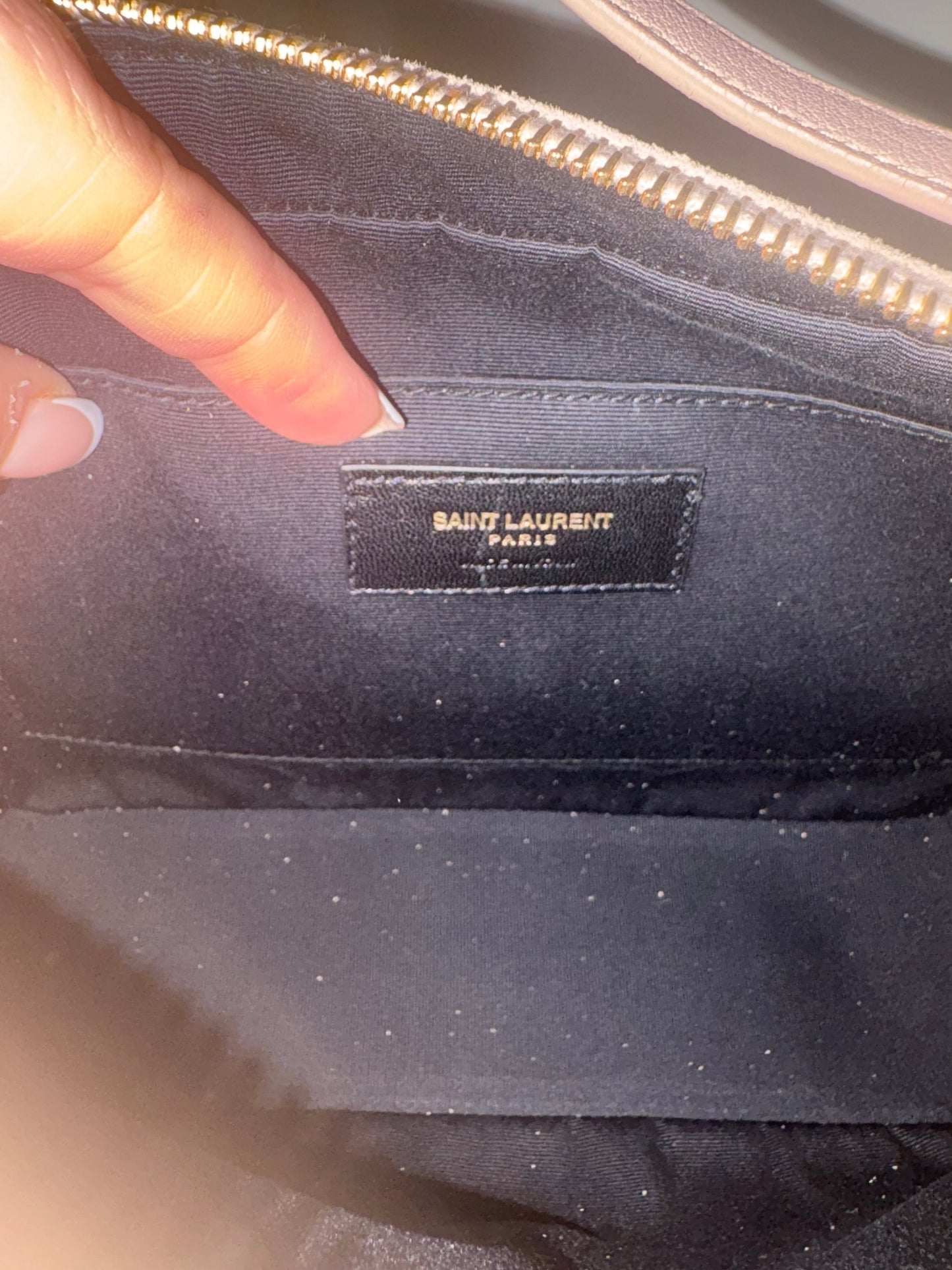 Louis Vuitton NeoNoe MM – Black Epi Leather