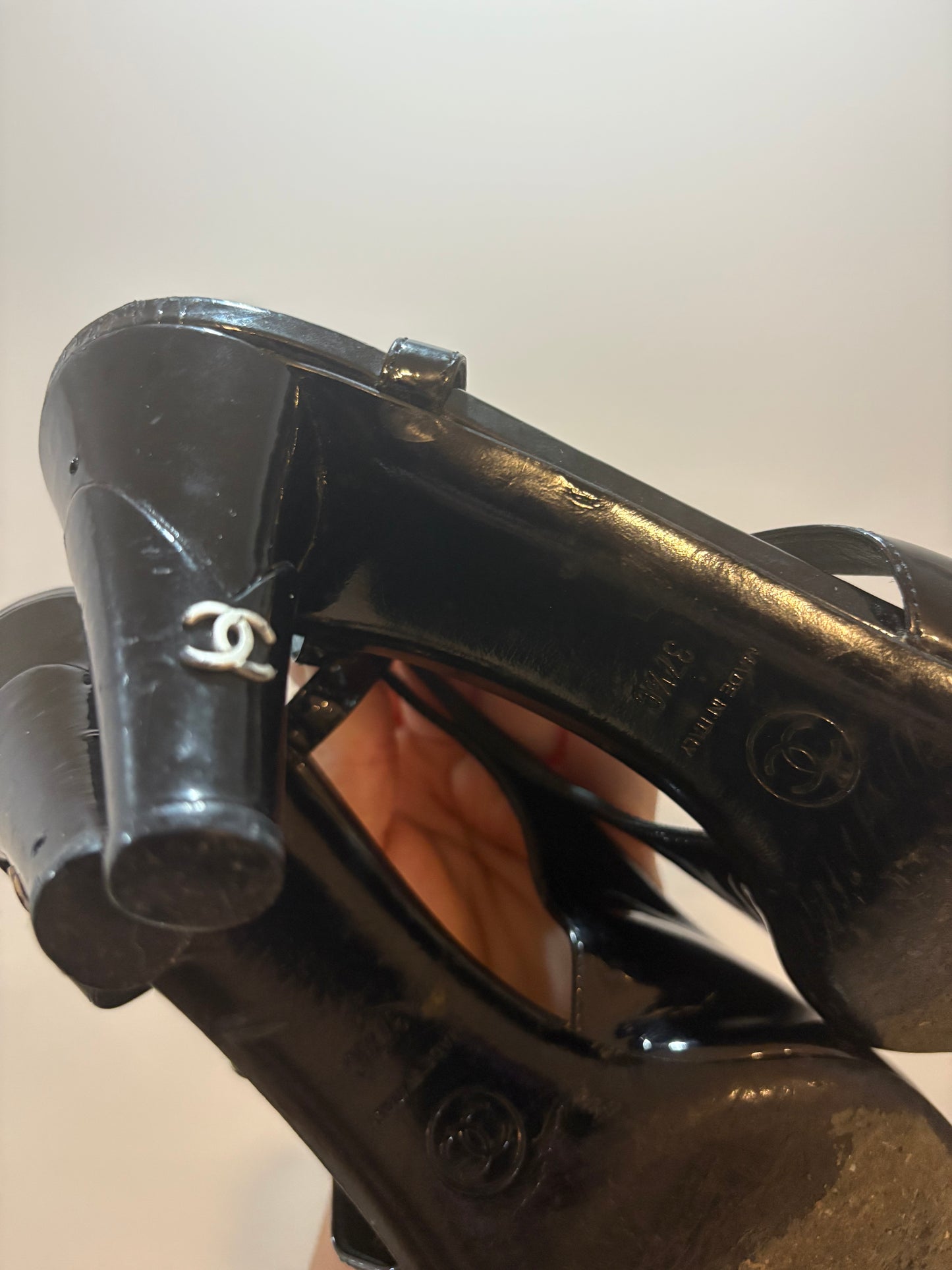 Chanel Patent Slingback Heels – Black