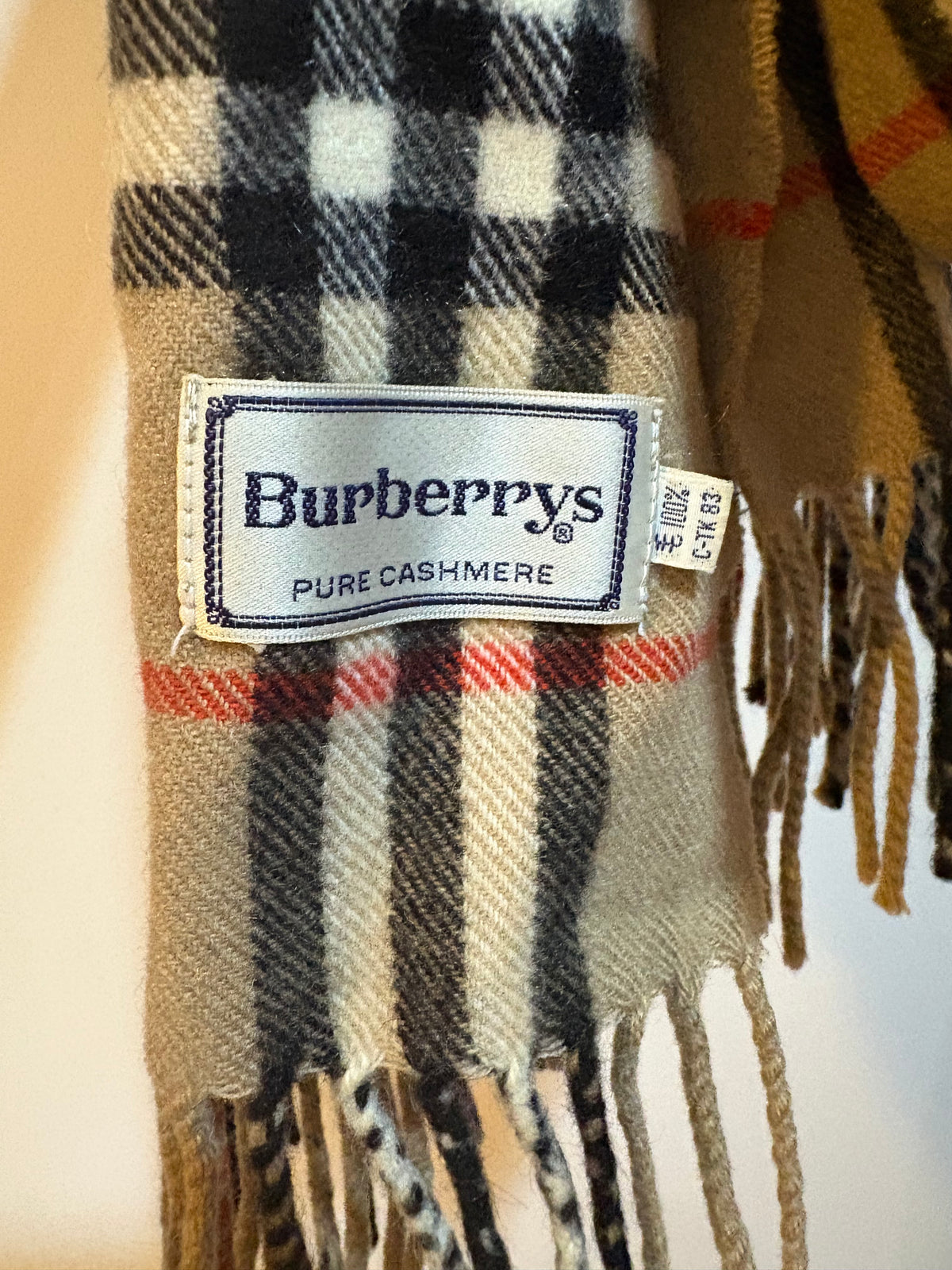 Burberrys Pure Cashmere Check Scarf
