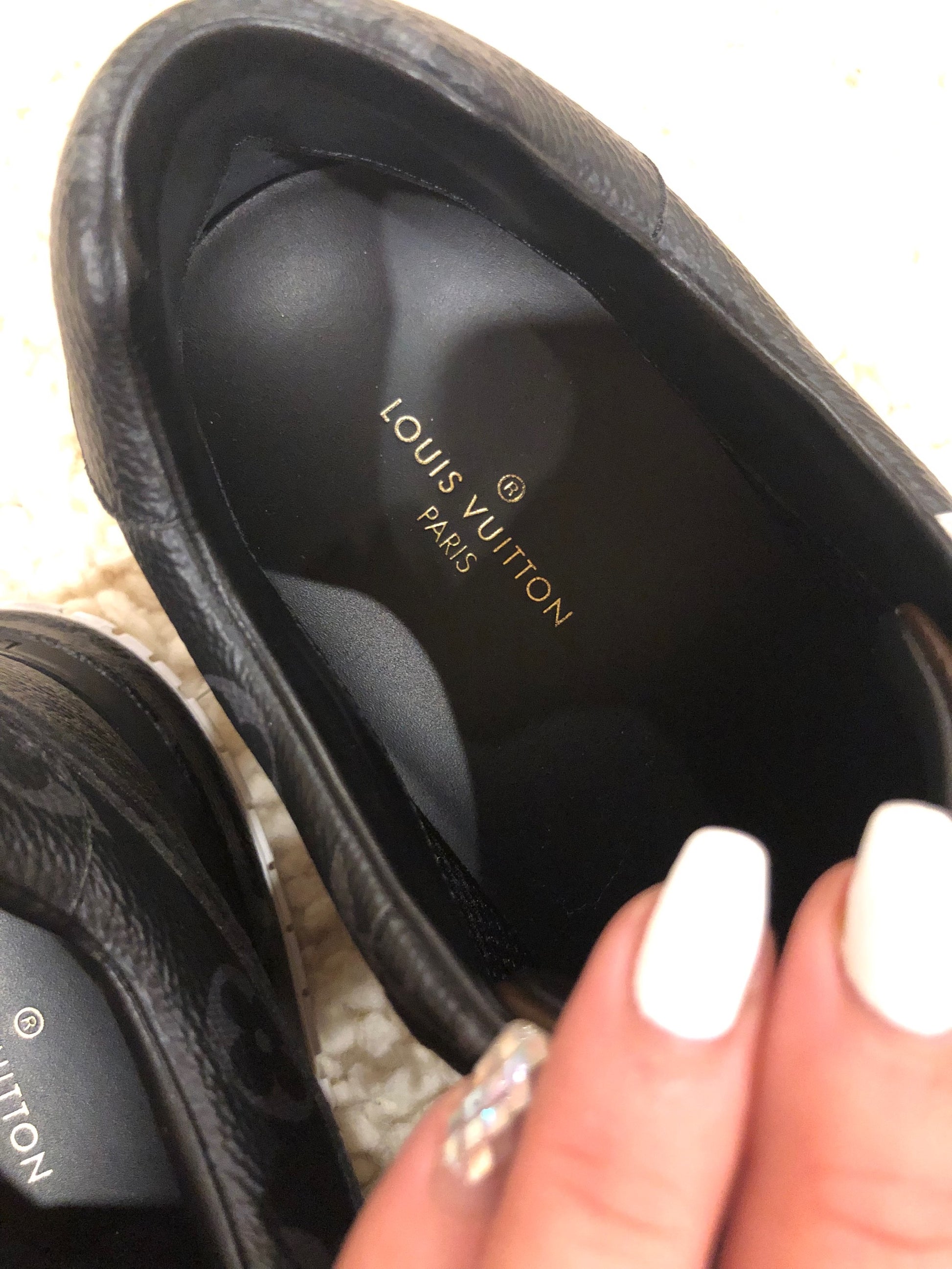 Louis Vuitton Sneakers  image 3