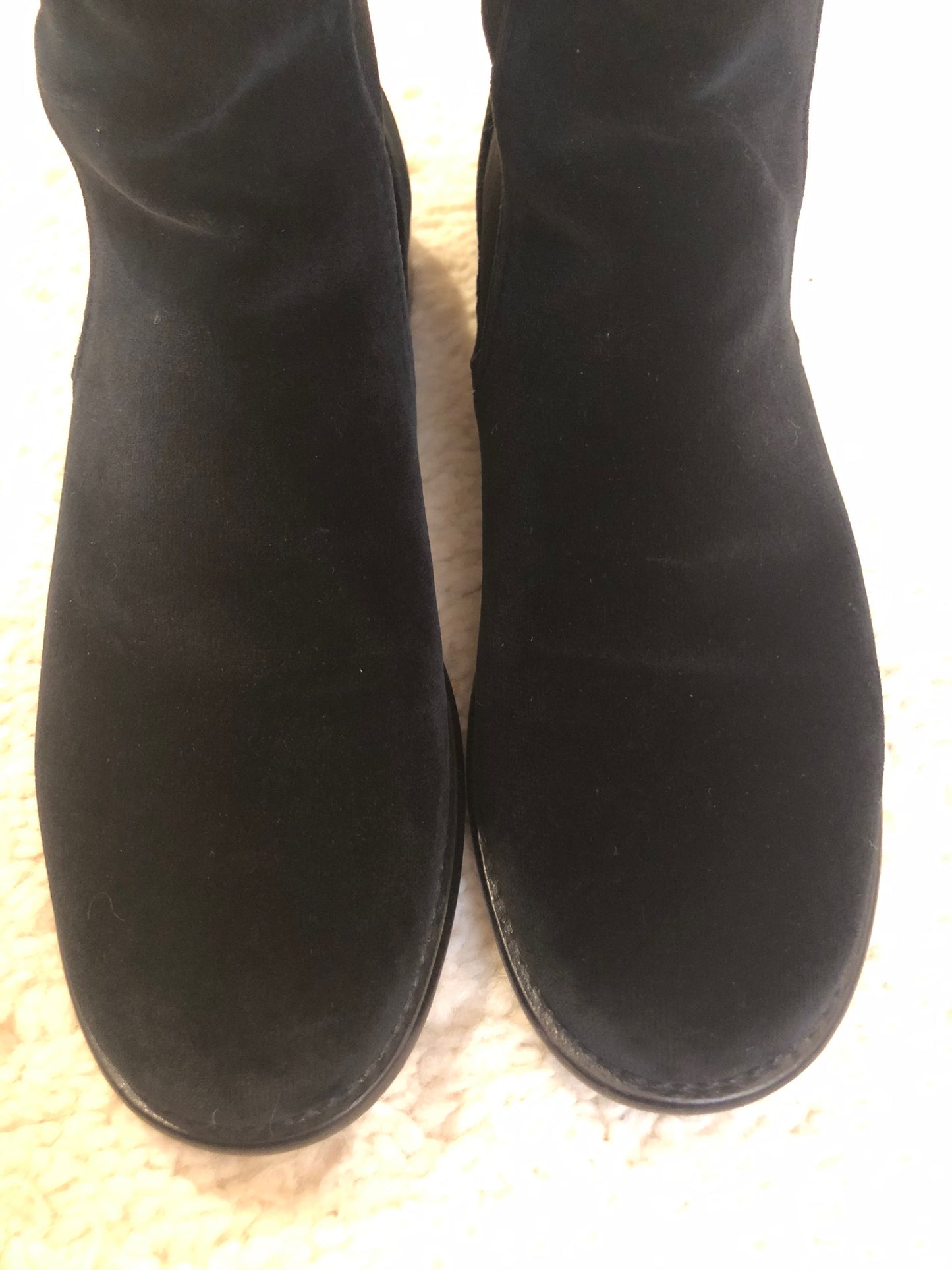 Chanel velvet riding boots  image 2