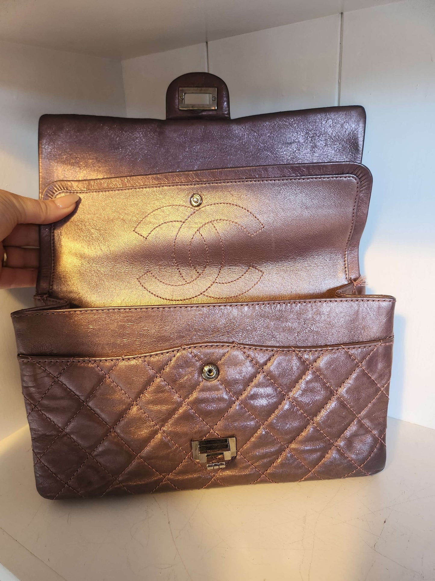 Chanel 2.55 Reissue Aged Matellic  image 7