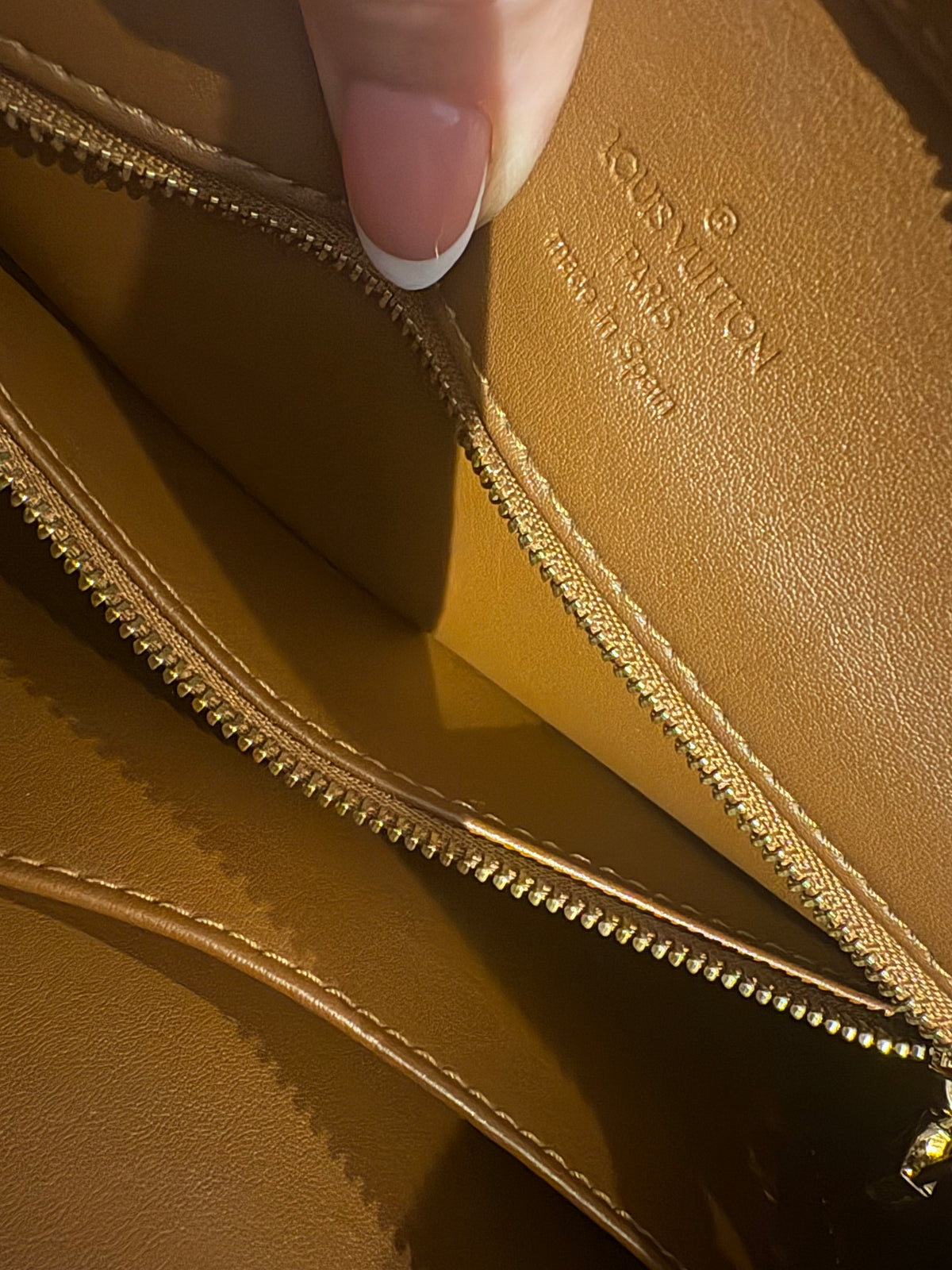 Louis Vuitton Vintage Houston Monogram Vernis Tote – Bronze/Gold