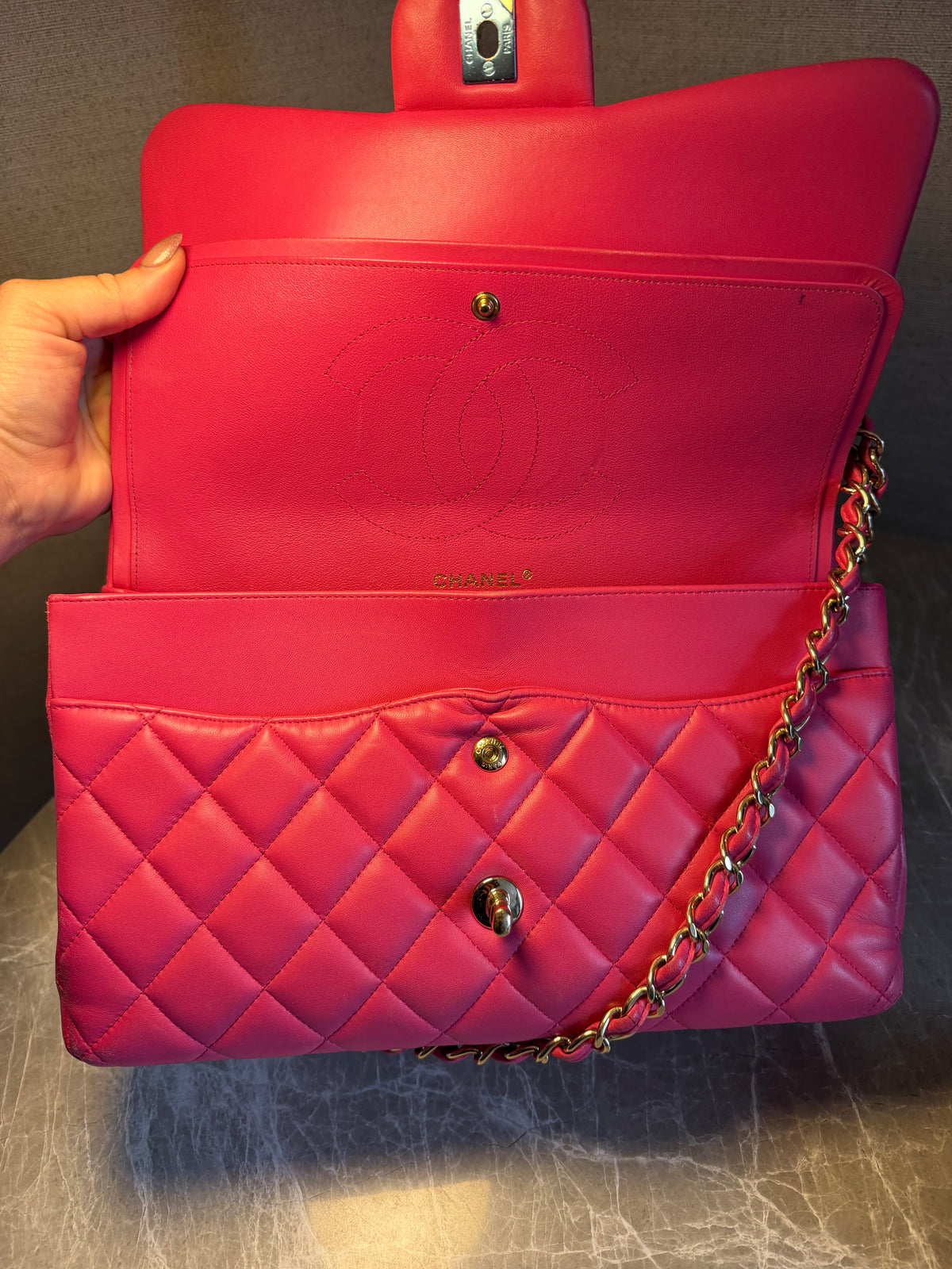 CHANEL 2015–16 Hot Pink Lambskin Jumbo Classic Double Flap Bag – Gold Hardware