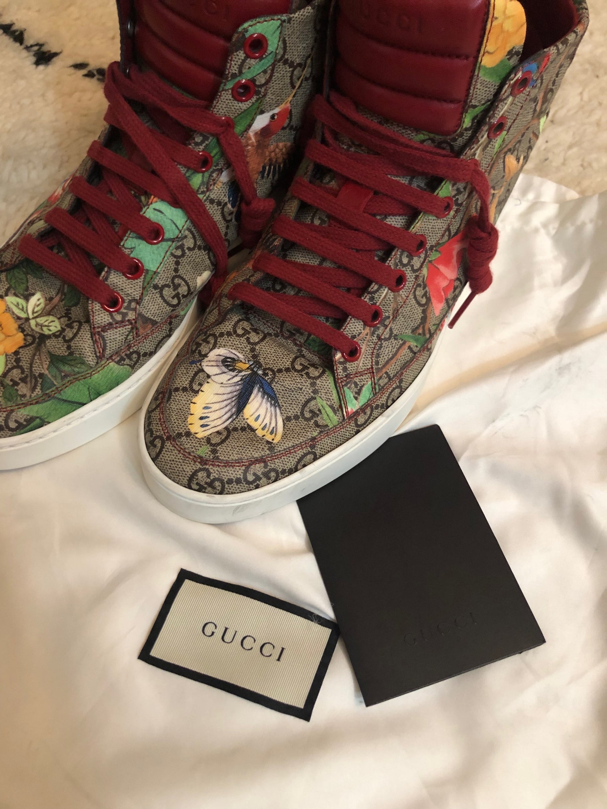 Gucci Sneakers  image 0