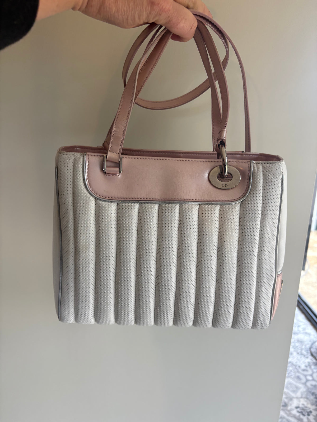 CHRISTIAN DIOR Limited Edition Dior Car Handbag – Pink & Silver