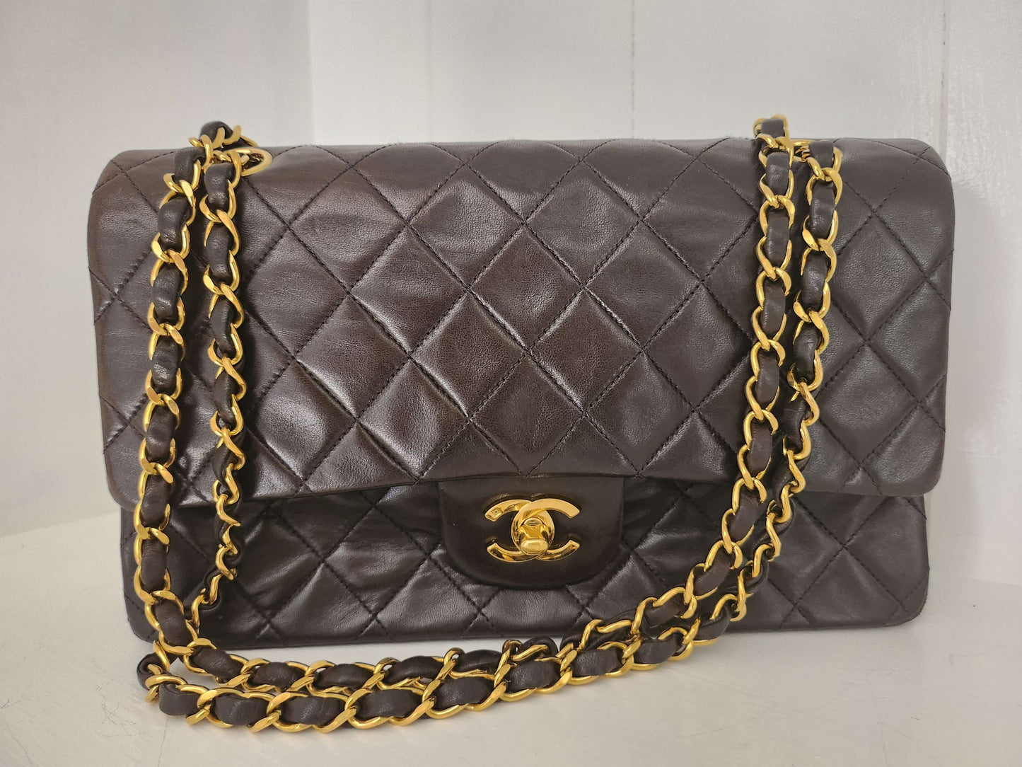 Chanel Classic Medium Flap Bag image 0