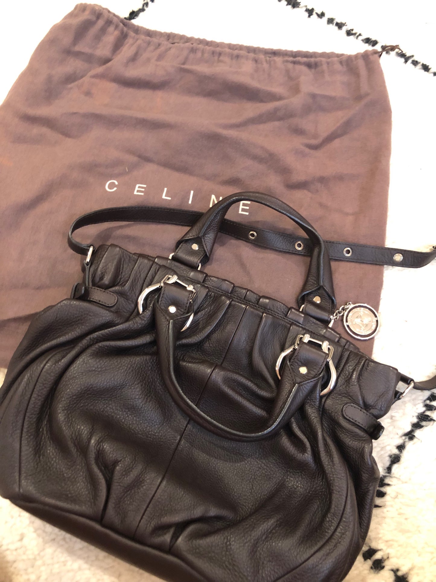 Celine Chocolate Leather tote  image 0
