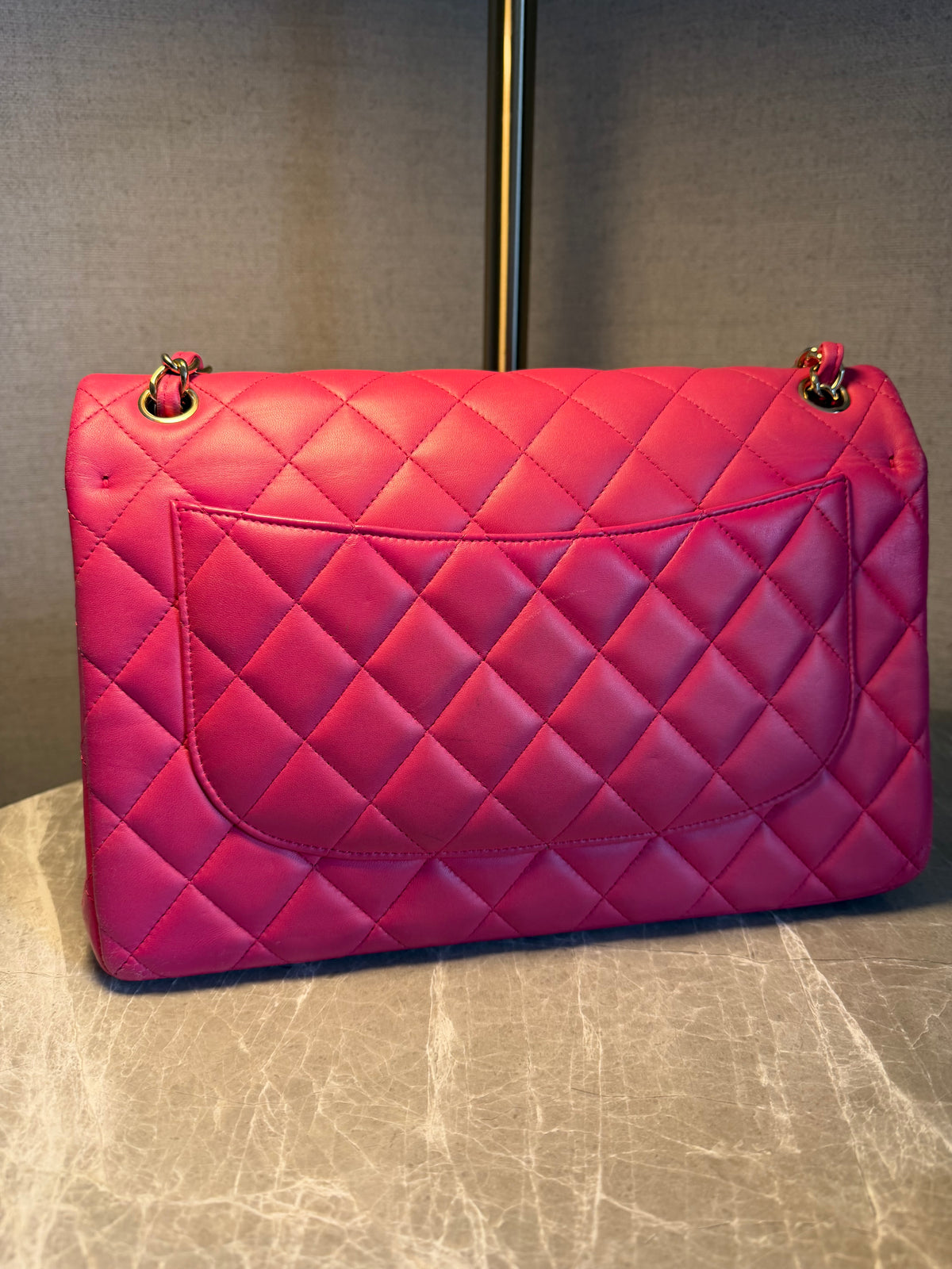 CHANEL 2015–16 Hot Pink Lambskin Jumbo Classic Double Flap Bag – Gold Hardware