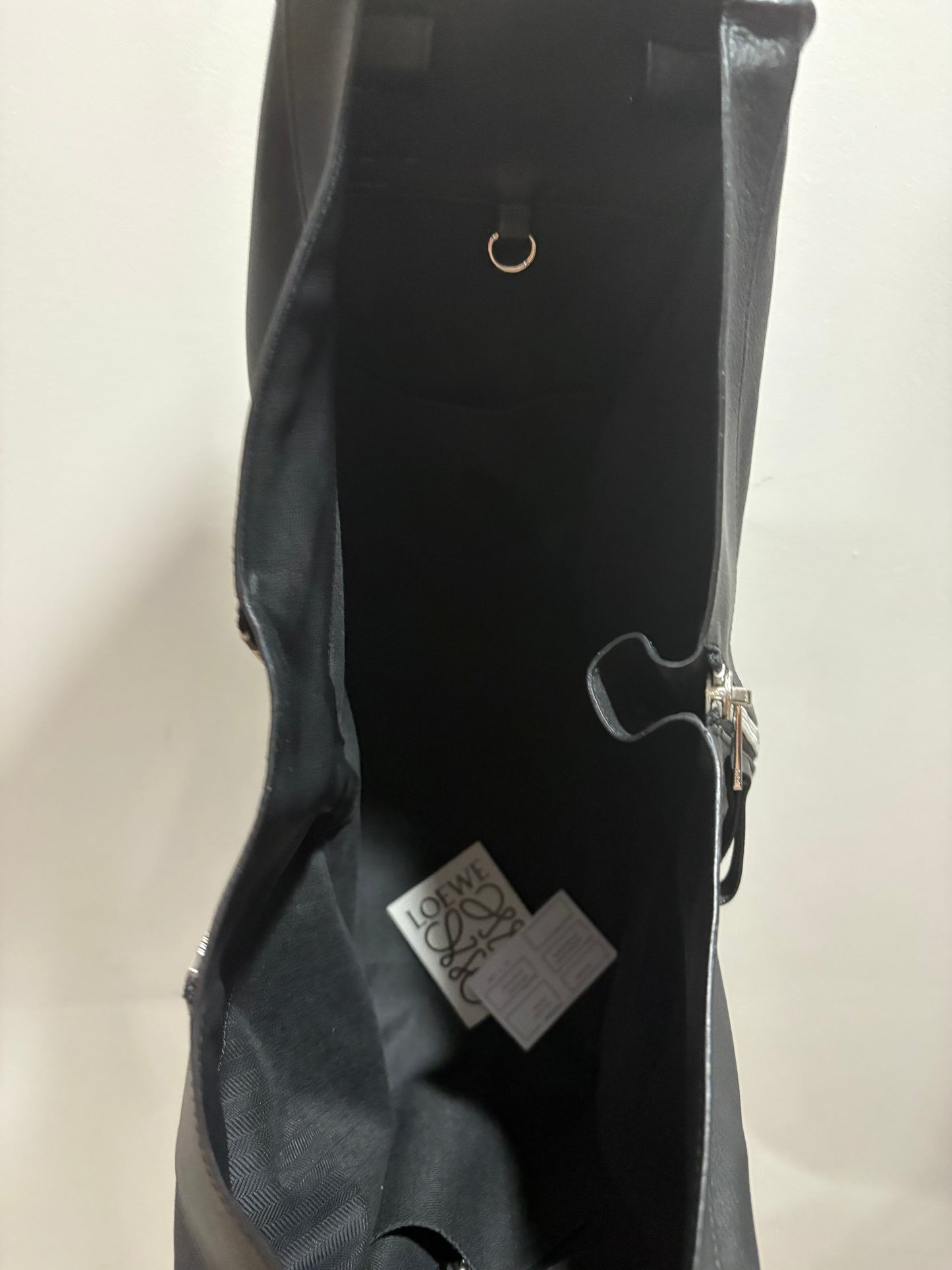 LOEWE HAMMOCK BAG – BLACK