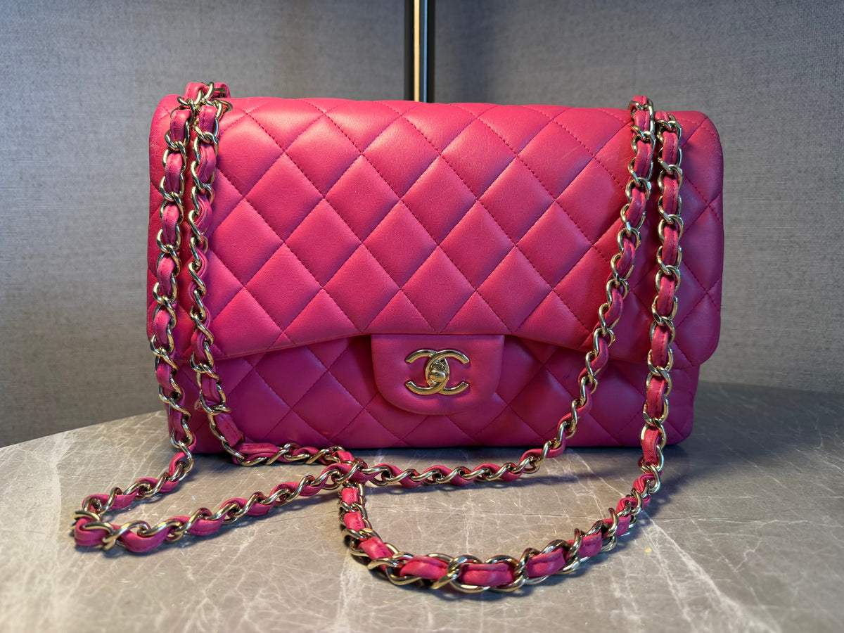 CHANEL 2015–16 Hot Pink Lambskin Jumbo Classic Double Flap Bag – Gold Hardware