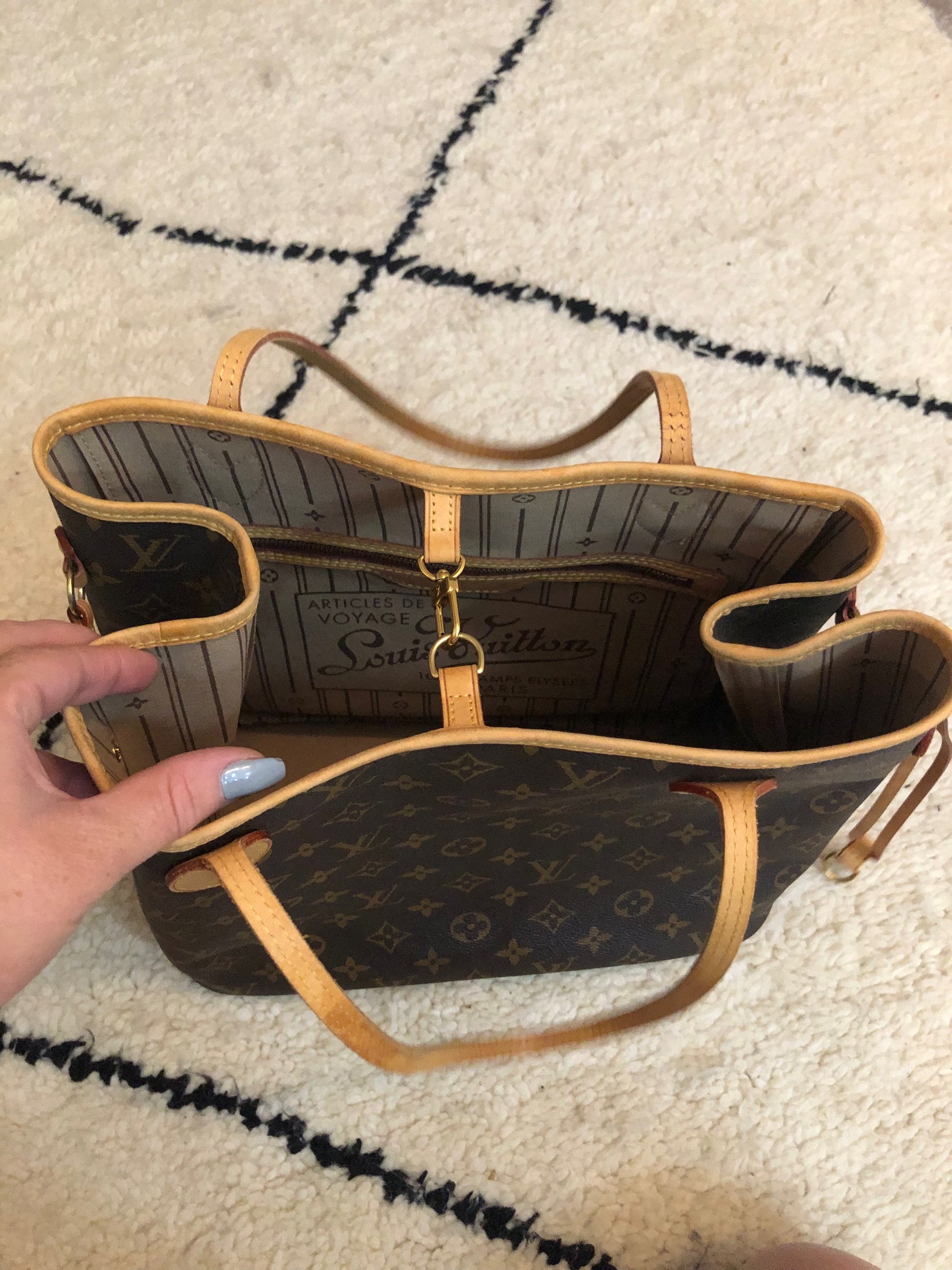Louis Vuitton Neverfull  image 3