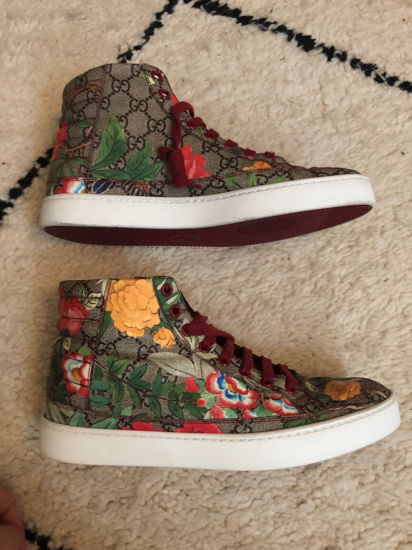 Gucci Sneakers  image 3