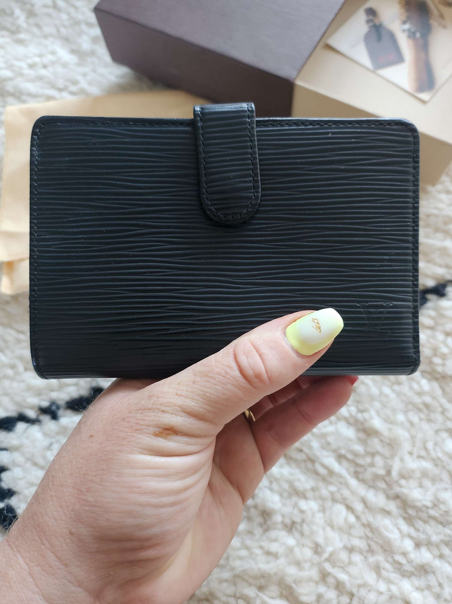 Louis vuitton epi leather coin wallet  image 1