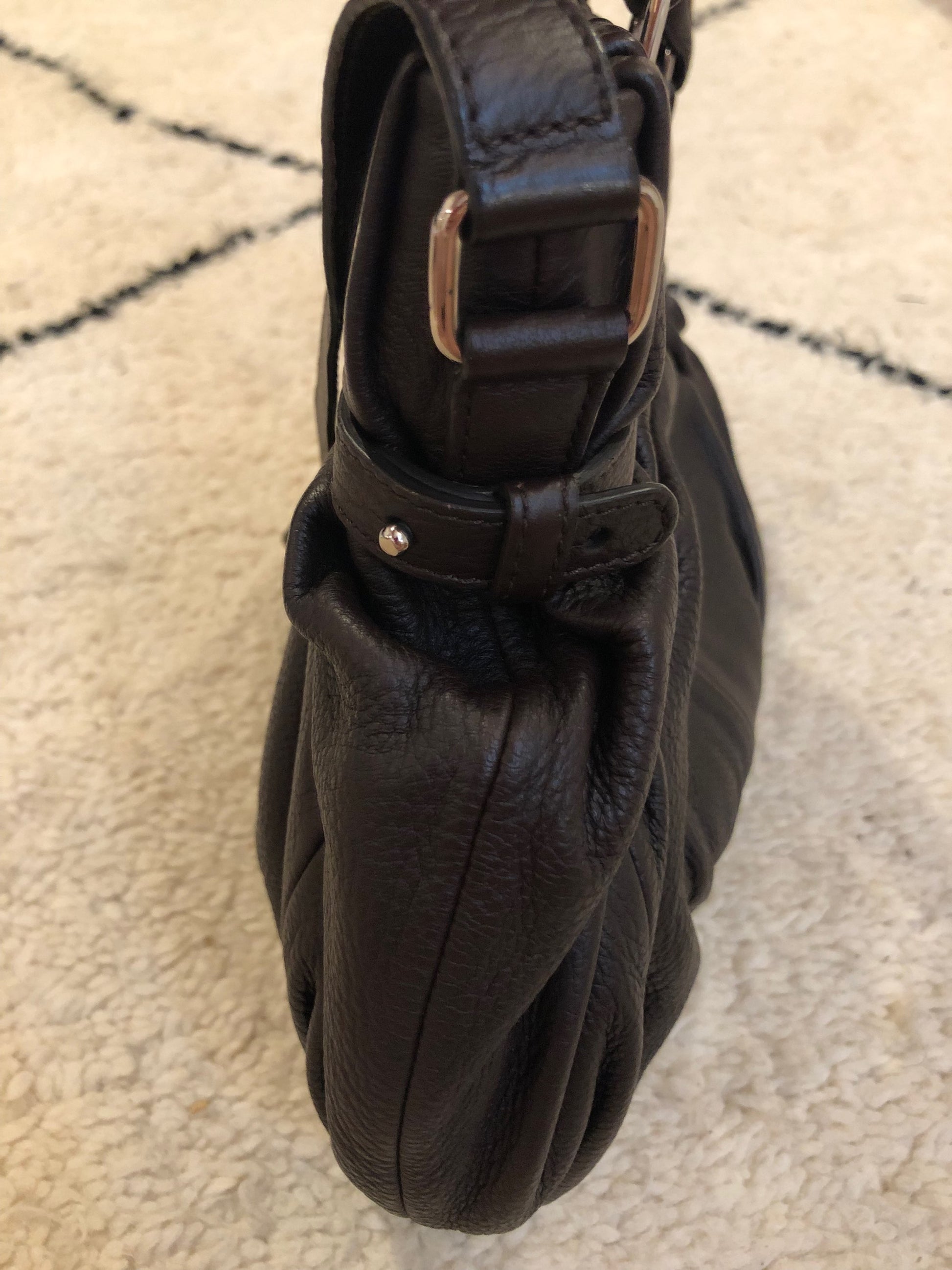 Celine Chocolate Leather tote  image 3